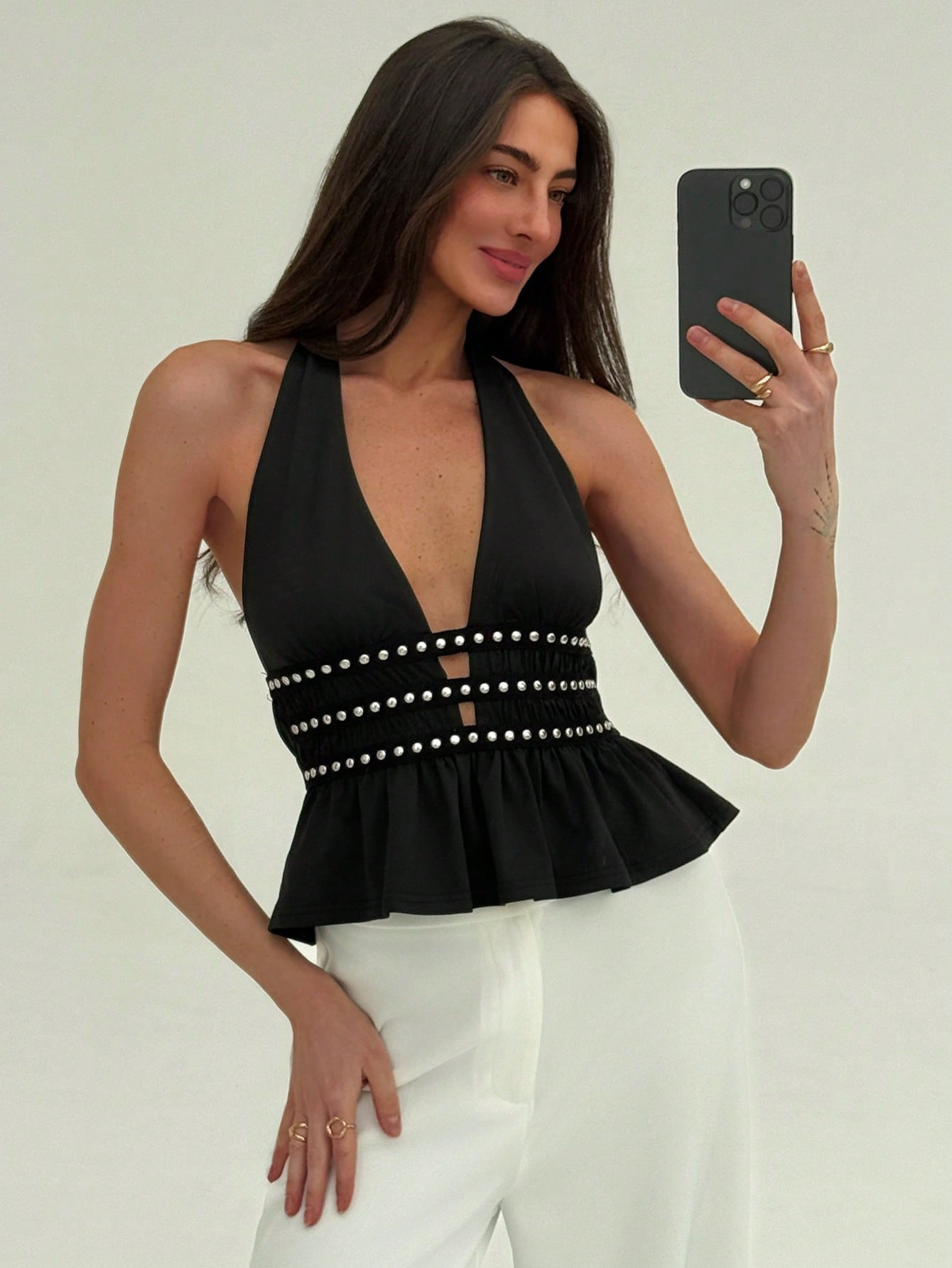 TOP HALTER CORTE EN V