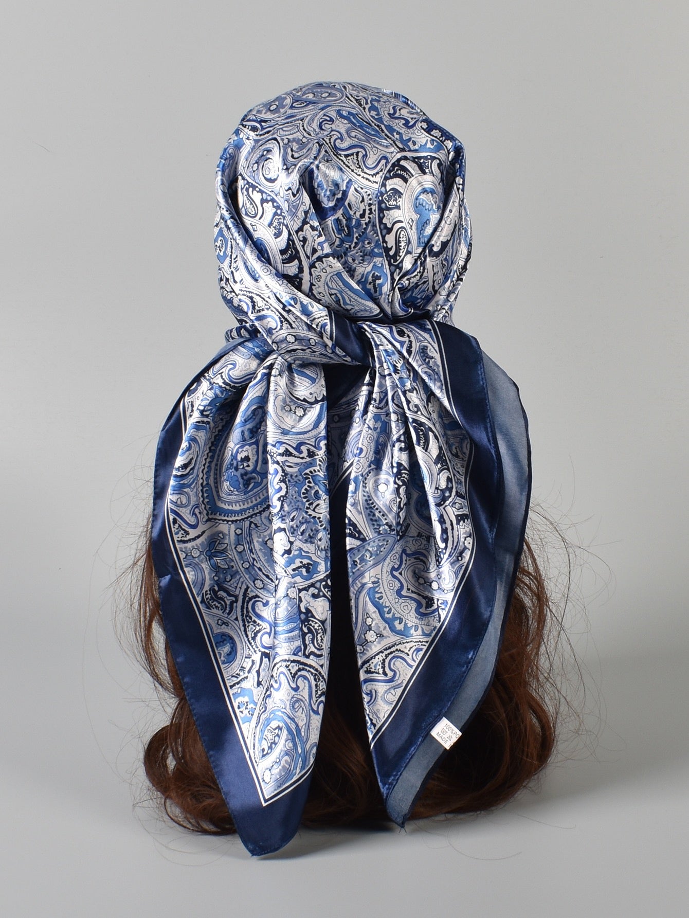 BANDANA DE SEDA AZUL