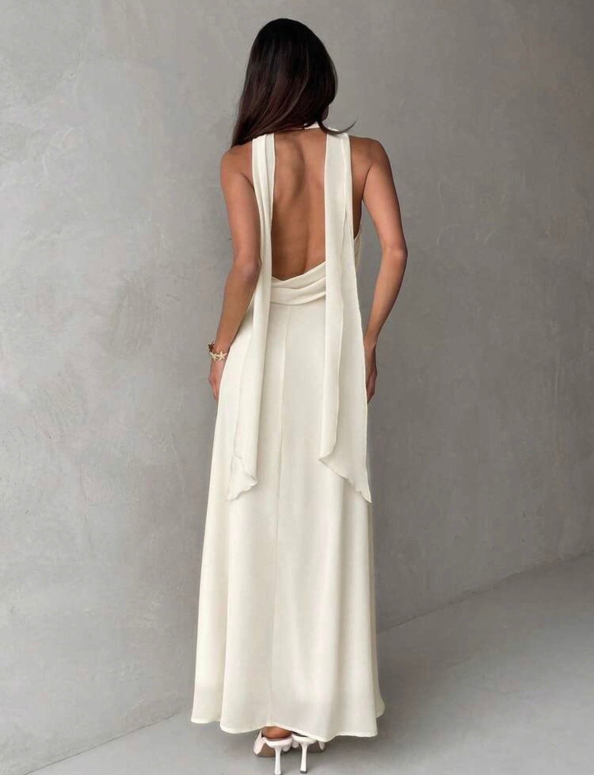 VESTIDO LARGO CORTE A