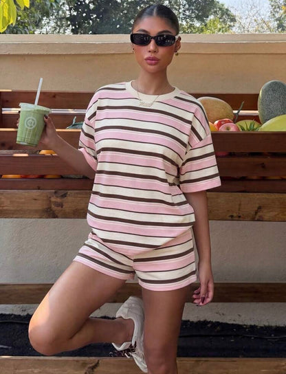 SET (T-shirt + short) DE RAYAS
