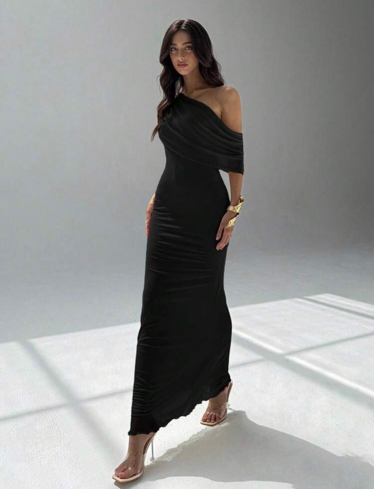 VESTIDO DE FIESTA ASIMÉTRICO