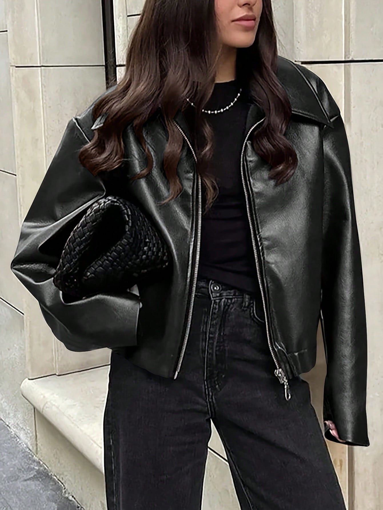 JACKET DE CUERINA NEGRA